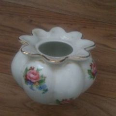 nice small trinket  vase for sale very nice .