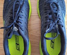 Sketchers running shoes, size 42.5