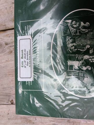 Irish Linen napkins, Linen Damask, linen serviettes, Vintage Irish Linen