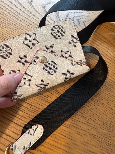 shoulder bag