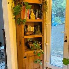 Corner bookcase