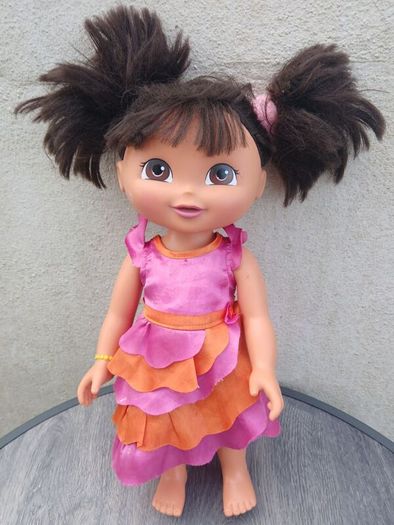 Approx 37 cm tall "Dora"
