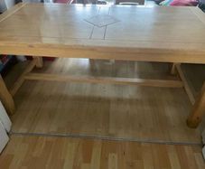 table and chairs