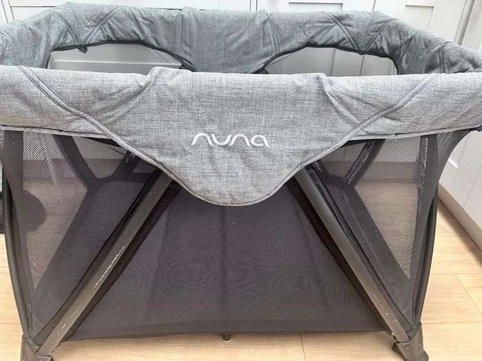 Nuna Sena Air Travel Cot