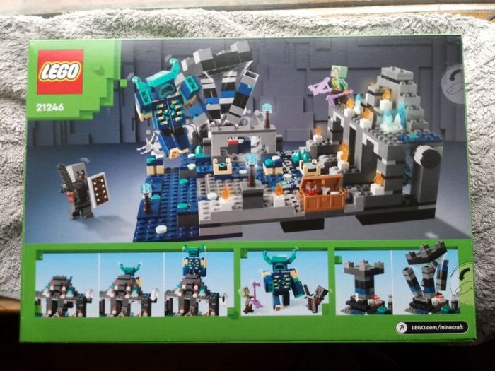 Retired Lego Minecraft 21246 The Deep Dark Battle