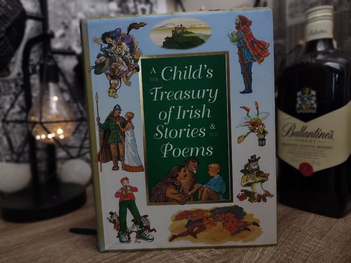 A Child's Treasury of Irish Stories and Poems ! Hardcover ! 2004 ! by Gill & Macmillan !