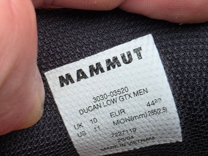 Hiking boots / shoes Mammut Ducan Low GTX UK10 Vibram