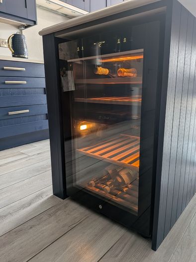Wine cooler dual temperature