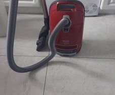 Miele Complete C3 Vacuum Cleaner