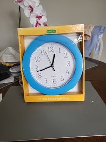 Clock wall type