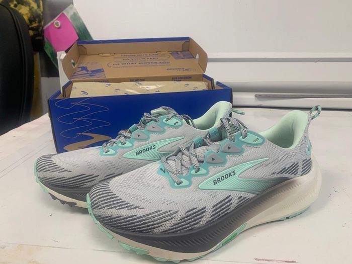 Brooks Ghost Trail Runners Size UK 6.5