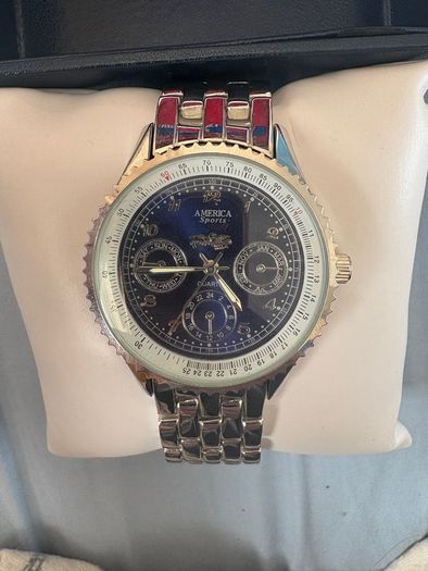 America Quartz watch M5403