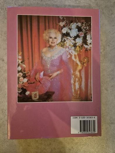Barbara Cartland Book The Romance of Food 1984