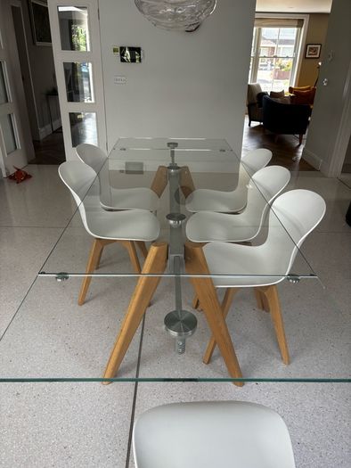 Boconcept Monza Glass Extendable Dining Table
