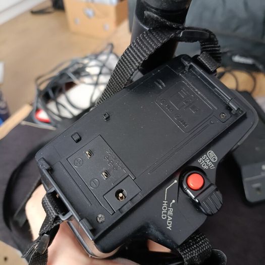 Vintage Sanyo VM-RZ1P Old Tapes Tape Premier Collection 8 mm Movie Video Camera Recorder Camcorder Japan cassette Handycam 8x Auto Focus