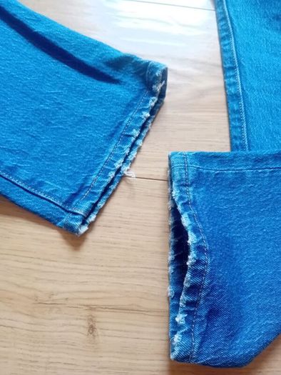 ladies jeans LEVI 501 size 26 28