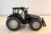 Siku 3268 Valtra T191 Black