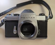 Pentax Spotmatic SP II. Fully Mechanical 35mm SLR (Body Only)
