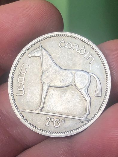 Irish 1967 Halfcrown Nice grade