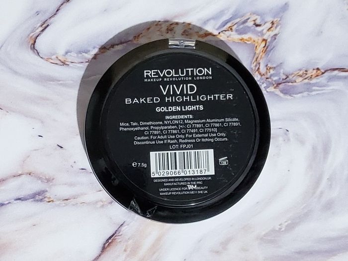 Revolution Vivid Baked Highlighter - Golden Lights - New