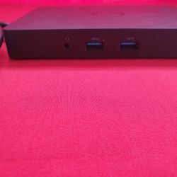 Dell WD15 Docking Station.