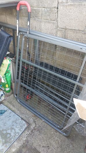 Metal loft bed, Single (Ikea) FREE