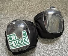 Roller Derby Knee Pads - Deadbolt