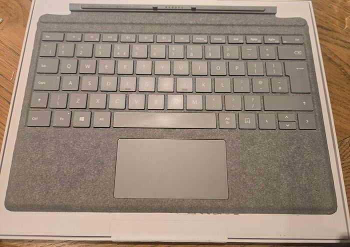 Surface Pro 8 keyboard