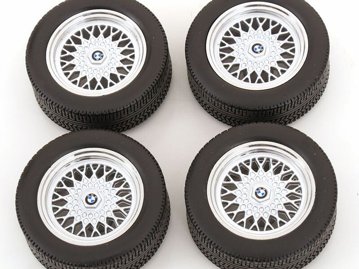 BMW Alloys for 1/18 - NEW in BOX