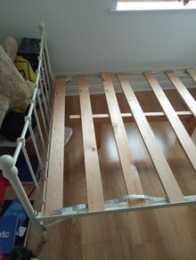 Standard double bed frame 4ft 6 free to take away
