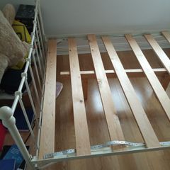Standard double bed frame 4ft 6 free to take away