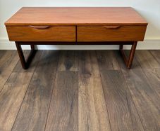 Vintage Unit - Mid Century style