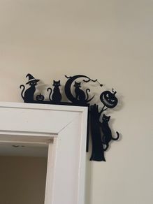 Halloween cat door corner