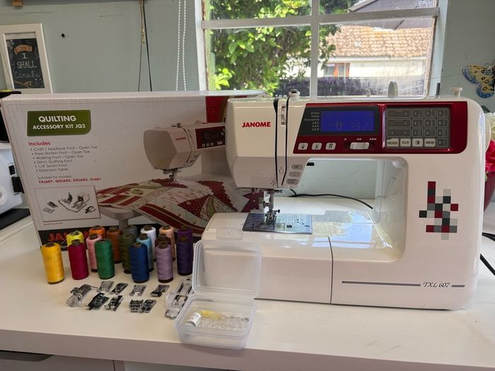 Janome txl computer sewing machine