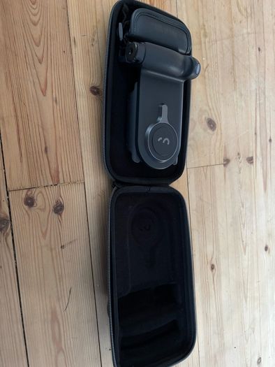 Shiftcam phone pro grip/charger