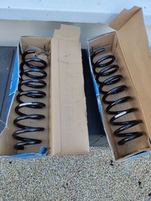 Bmw 7 series F01 coil spring