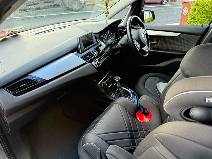 2015  BMW 218d 7 Seater, Automatic, NCT 12/27
