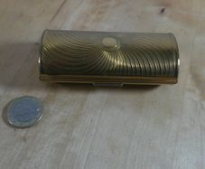 Vintage Kigu London Musical Powder Compact Gold Tone Engine Turned Music Box 1950s