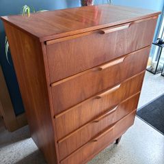 1960's Chest of Drawers