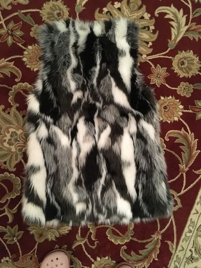 Vila Faux Fur Vest size-L, would fit size 12-14