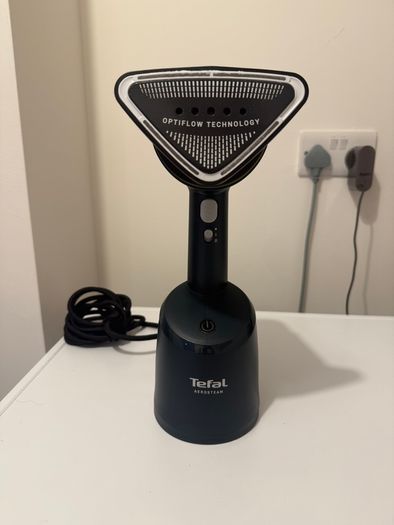 Handheld Clothes Steamer