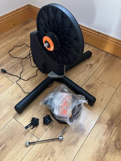 Elite Rivo Smart Trainer with Zwift Cog & Click