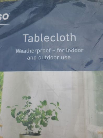 Table cloth