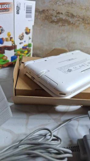 Nintendo 3DS  XL Super Mario 3D Land Handheld  White  Working Fast Shipping