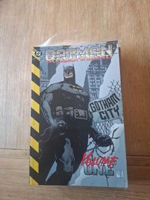 Batman No Man's Land VOLUMES 1-5 DC Comics