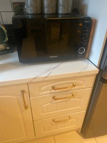 Hotpoint Flatbed Microwave