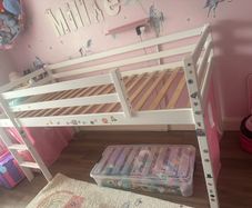 Single bed