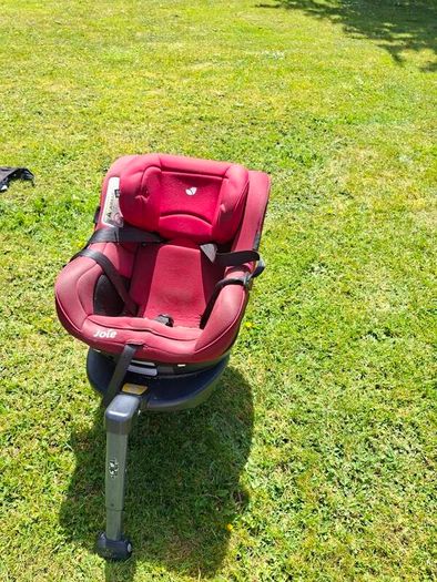 JOIE 360 swivel car seat