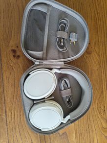 Sennheiser Momentum 4 Headphones