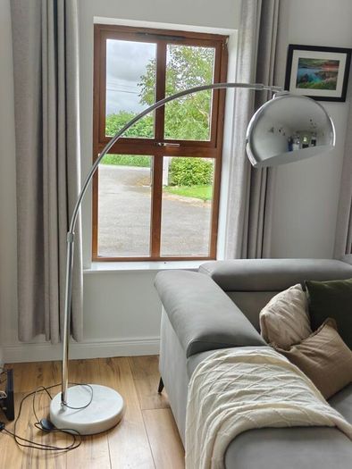 floor lamp